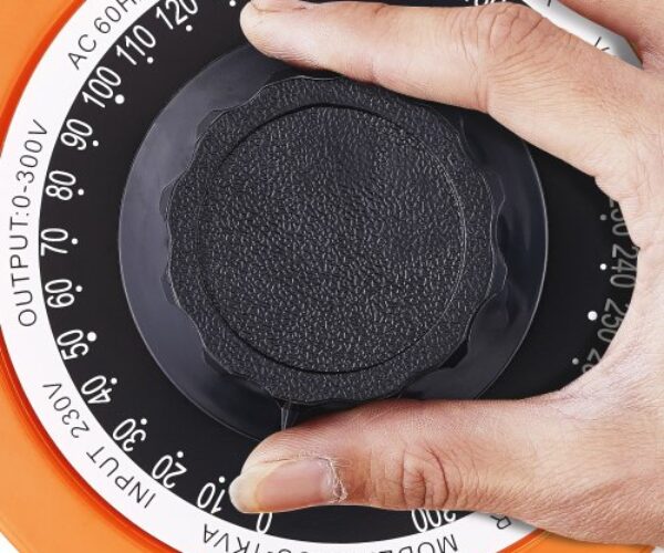 Változtatható Feszültségű Transzformátor 1000VA 3,3A 0-300V AC CE