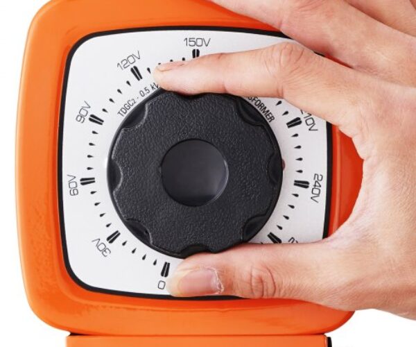 Változtatható Feszültségű Transzformátor 500VA 1.7A 0-300V AC CE